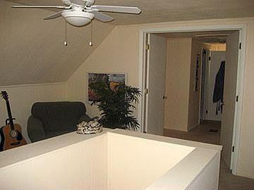 Upstairs Master Suite