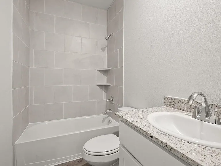 496 Shoreview Dr — Photo 10