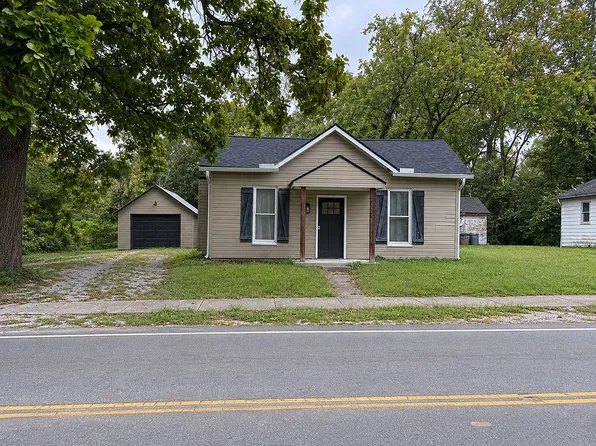 434 S Broadway St, Owensville, OH 45160