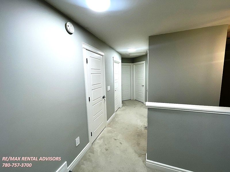 Edmonton Apartment for rent - 3 Bedrooms — photo 9