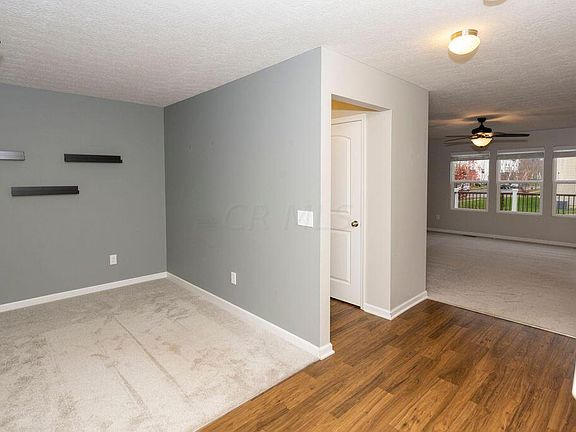 5th image of 5949 Lakemont Dr