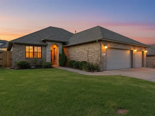 6116 Beverly Hills Dr, Edmond, OK 73034