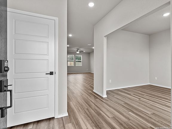 4th image of 6514 Lowrie Block