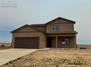 6233 Sawyer Ridge Dr, Pueblo, CO 81008