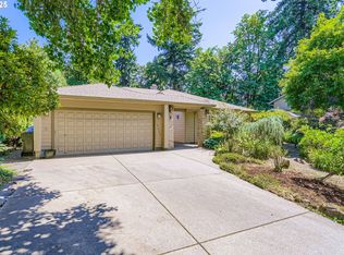 10624 SW 14th Dr, Portland, OR 97219