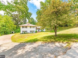 5640 Warren Dr, Huntingtown, MD 20639