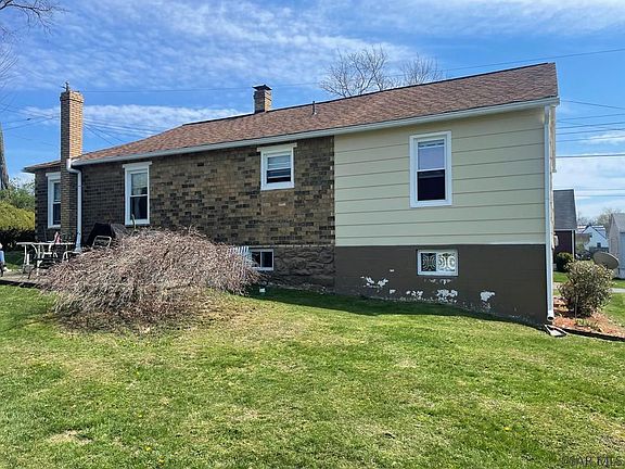 2nd image of 133 Dowling Rd