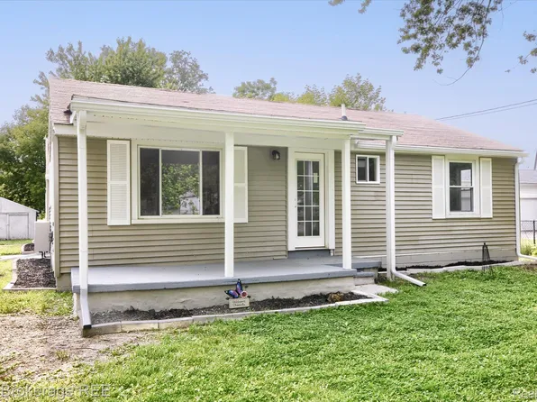 1372 S Packard Ave, Burton, MI 48509