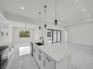 849 NW 2nd St, Cape Coral, FL 33993