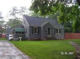 35 Sinclair St, Windsor, CT 06095