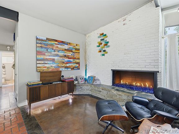 5th image of 3532 S Winston Ave