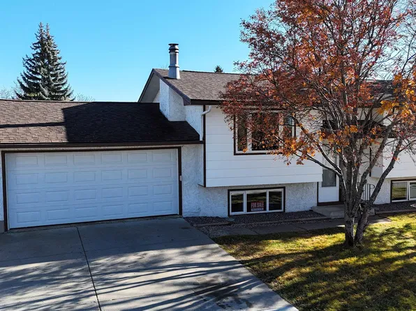 5324 12th Ave, Edson, AB T7E 1J8