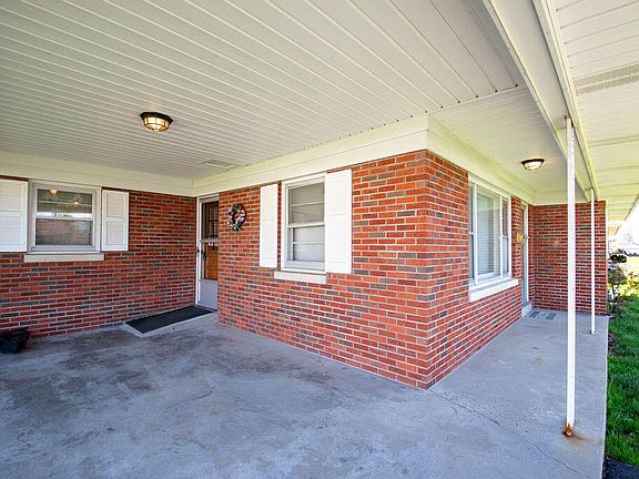 4th image of 105 Lynnwood Dr