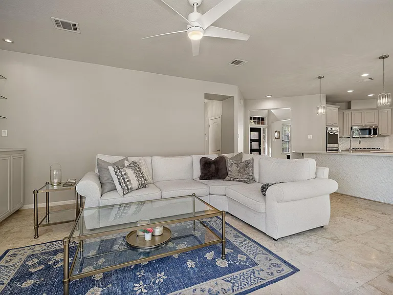 2114 Hilton Head Dr — Photo 17