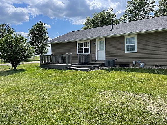 Rear view with deck.