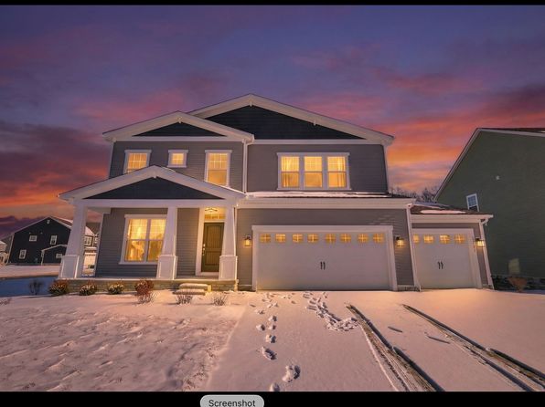 12122 Warbler Way
