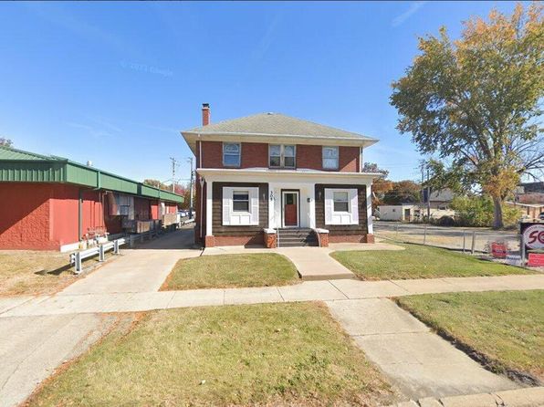 305 N Bloomington St #4