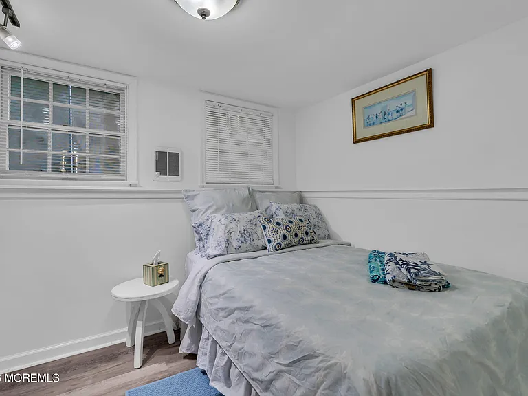 55 Beach Front — Photo 24