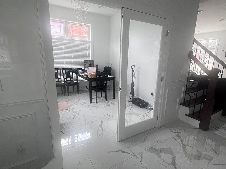 5947 N Beech Daly Rd — Photo 18