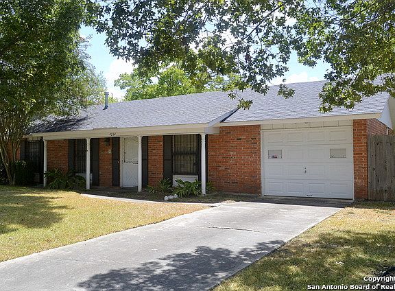 3rd image of 4214 Avenida Prima St