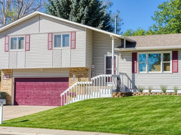 3210 Sutherland Dr, Gillette, WY 82718