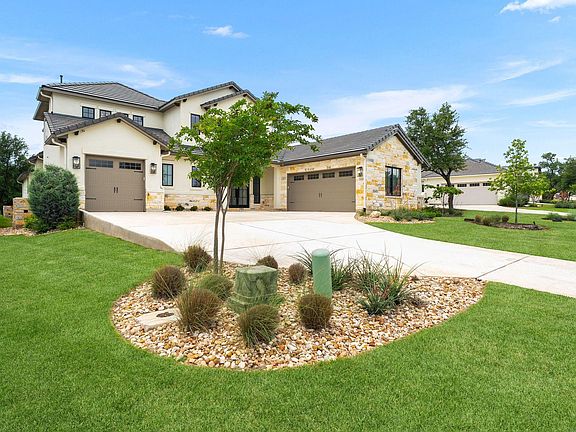 2nd image of 1106 Flint Ridge Trl