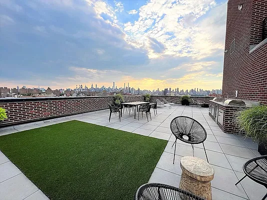 Rented by AmeriMutual Mortgage | media 30