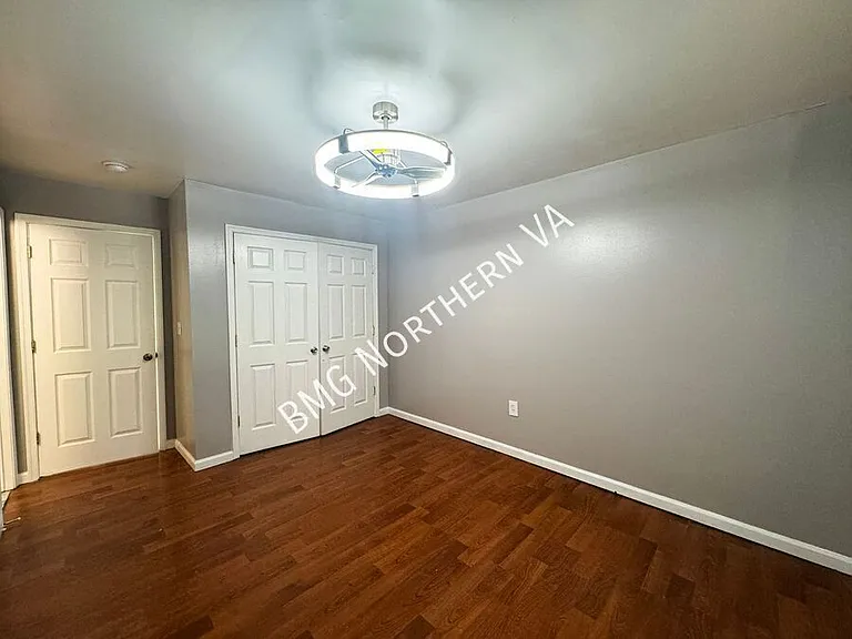 158 Baker St — Photo 27