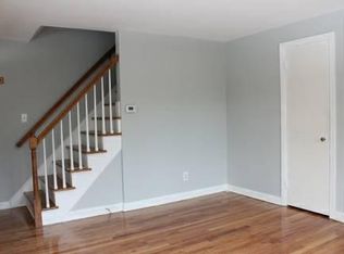 1181 Whitney Ave APT F, Hamden, CT 06517