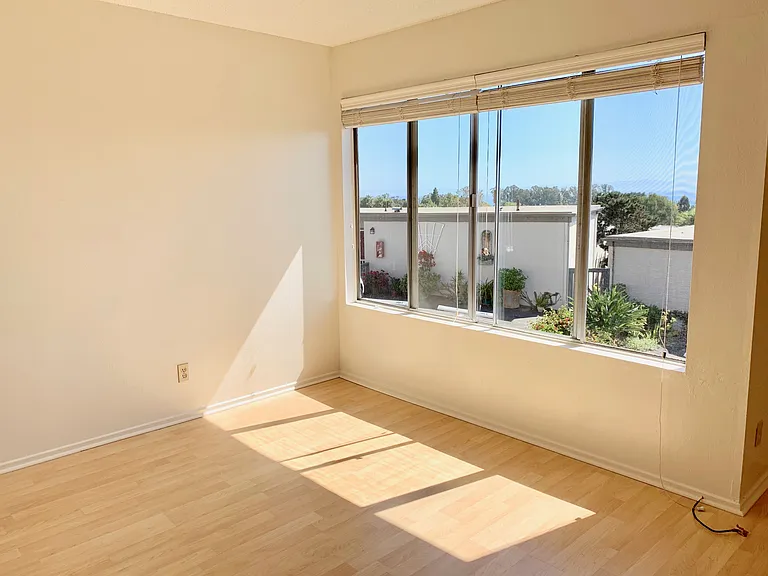 2100 Red Rose Way #26-Q — Photo 6