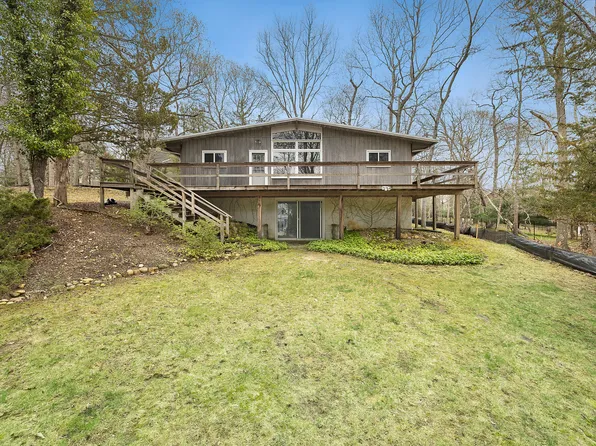 4 Settlers Landing Ln, East Hampton, NY 11937
