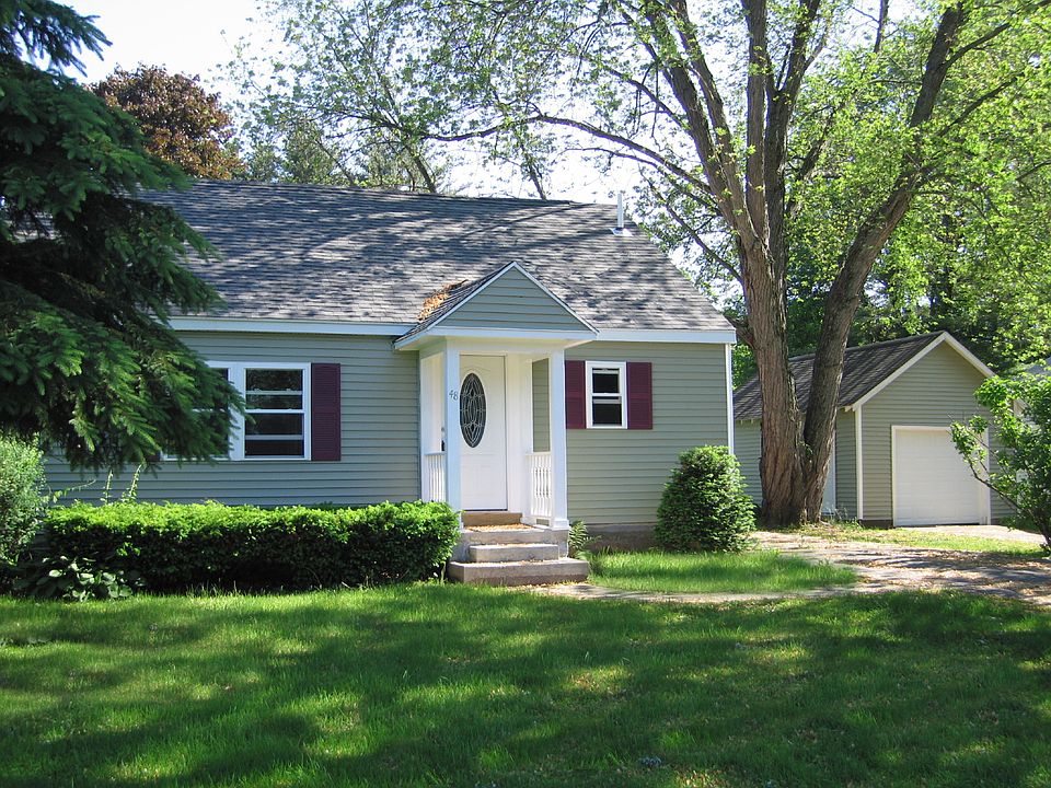 1st image of 48 Mac Arthur Dr