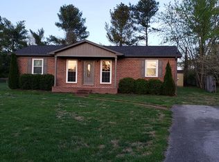 1101 Grandiose Dr, Cookeville, TN 38501