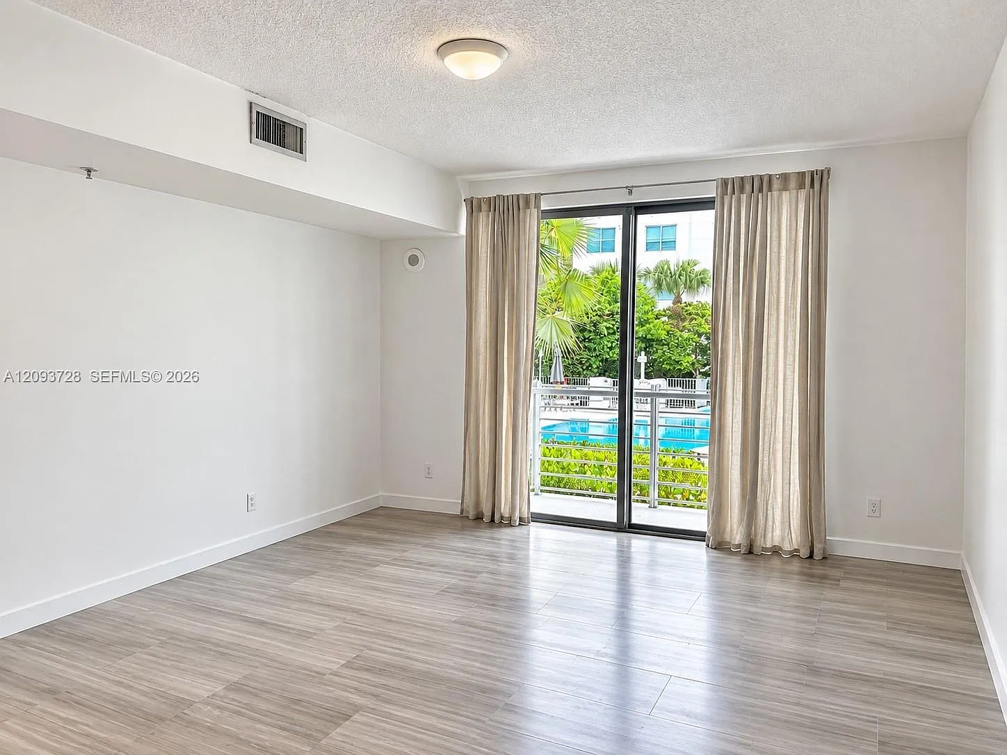 The Cosmopolitan Residenc — Photo 3