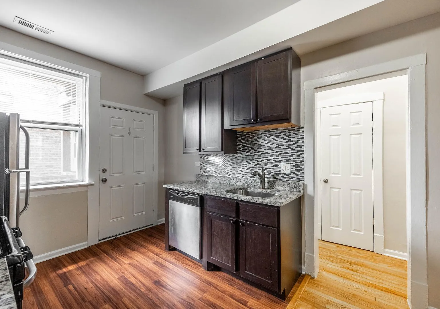 3751 West Sunnyside Avenue #1 — Photo 3