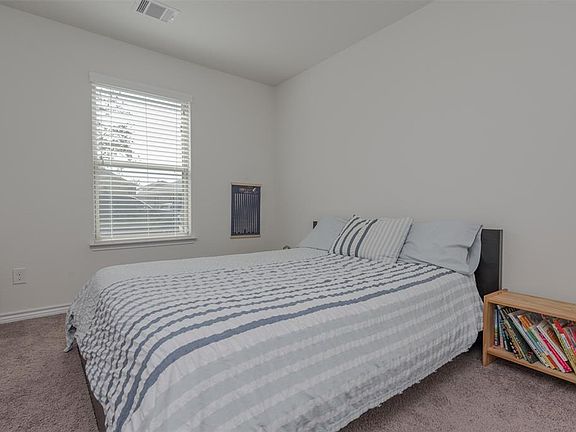 5th image of 2781 Tobias Ln