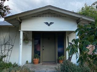 312 N Hall St, Visalia, CA 93291