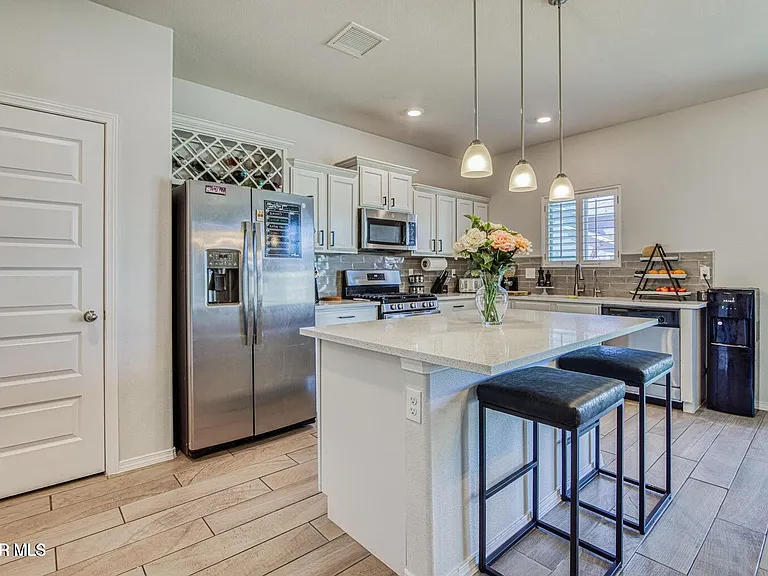 12257 Desert Dove Ave — Photo 11