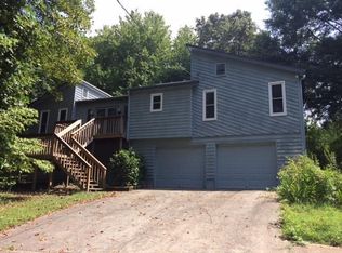 5631 Forest Pl, Acworth, GA 30102