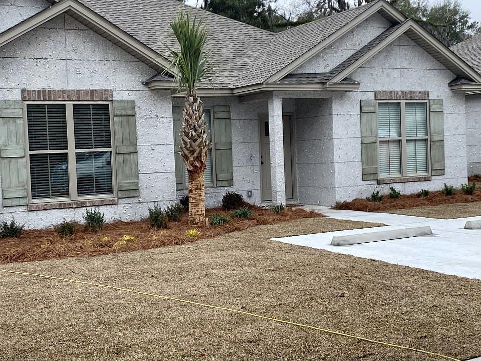 1st image of 136 Glyndale Dr #22