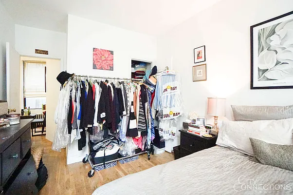 Rented by City Connections Realty | media 20