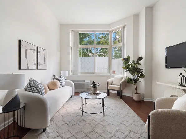 20 2nd Street image 2 of 35