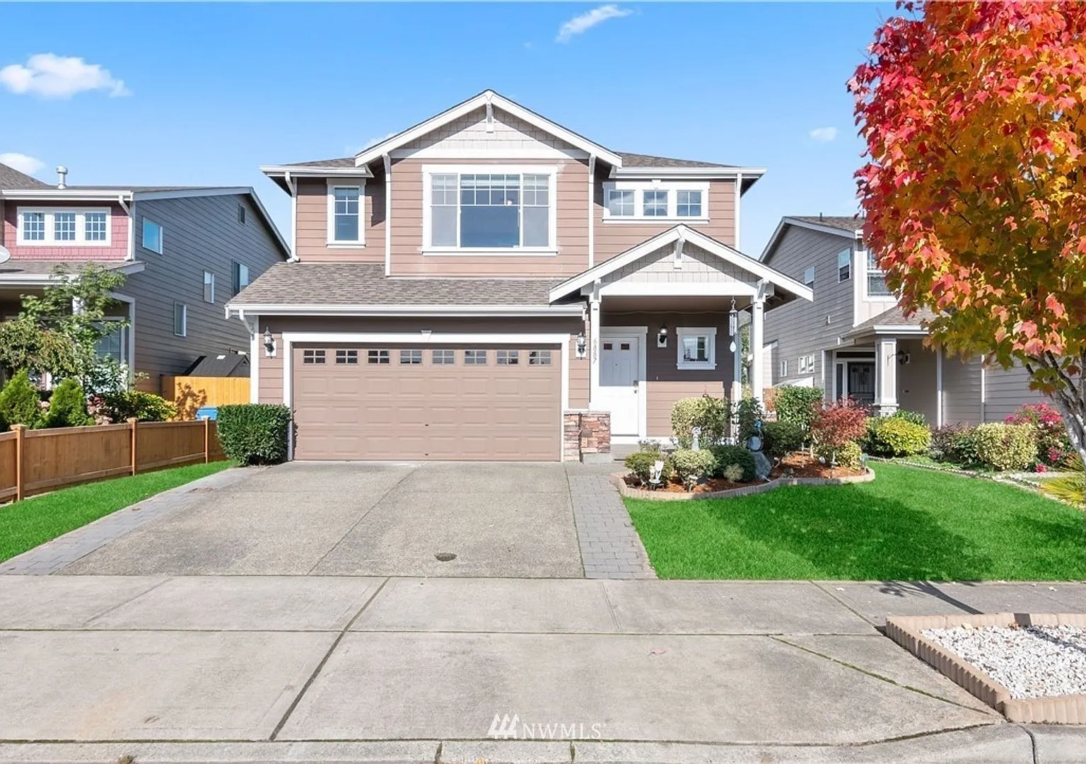 Beautiful Remodeled Home in Fife, WA - Apply Today! — Photo 1