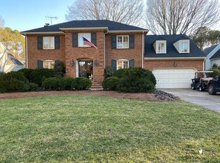 1009 Ditchley Rd, Virginia Beach, VA 23451