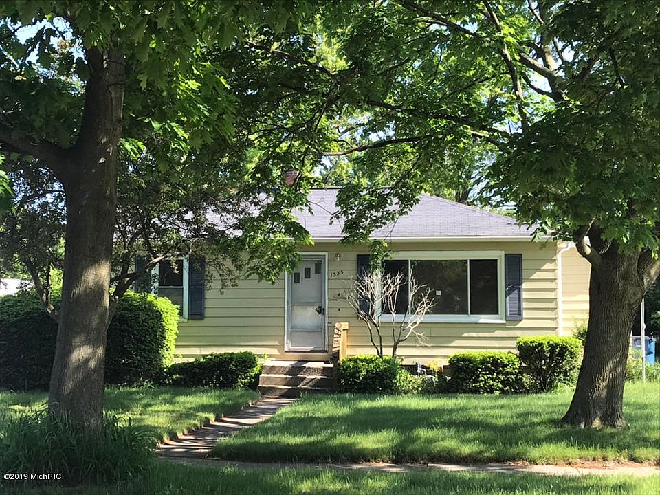 1st image of 1535 Grant Ave