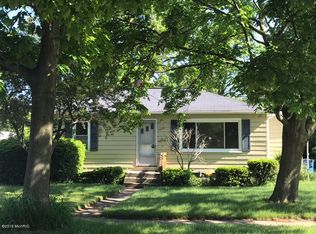 1535 Grant Ave, Grand Haven, MI 49417