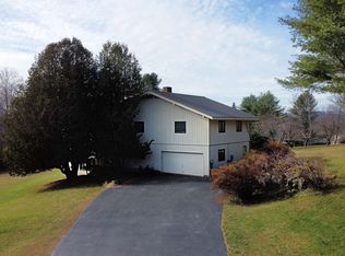 136 Lower Ridge Rd, Saint Johnsbury, VT 05819