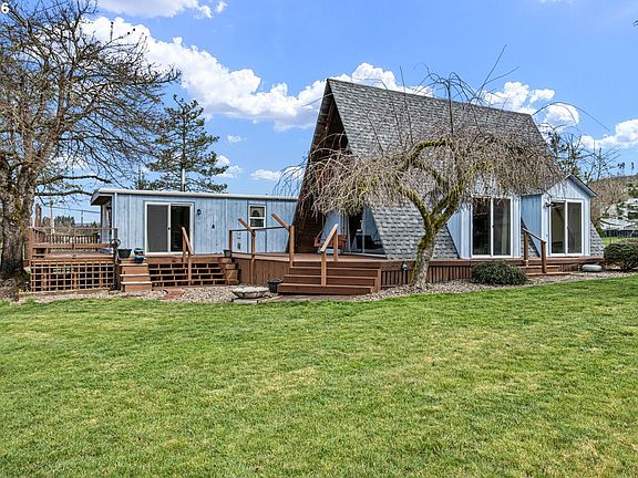 2nd image of 82073 Lost Creek Rd