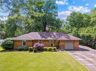 443 Fernwood Ave, Tallmadge, OH