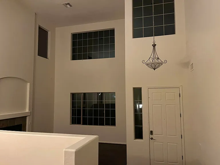 42809 W Sparks Ln — Photo 10